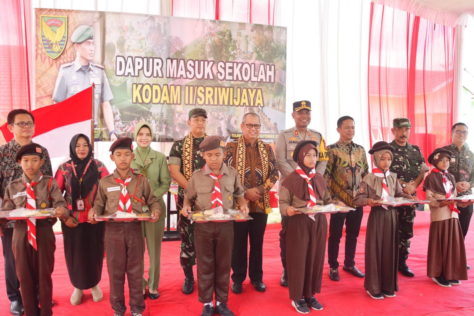 Menurunkan Angka Stunting Kodim 0426/TB, Lanjut Gelar Dapur Masuk Sekolah, Di SDN 01 Tri Tunggal Jaya TA. 2024